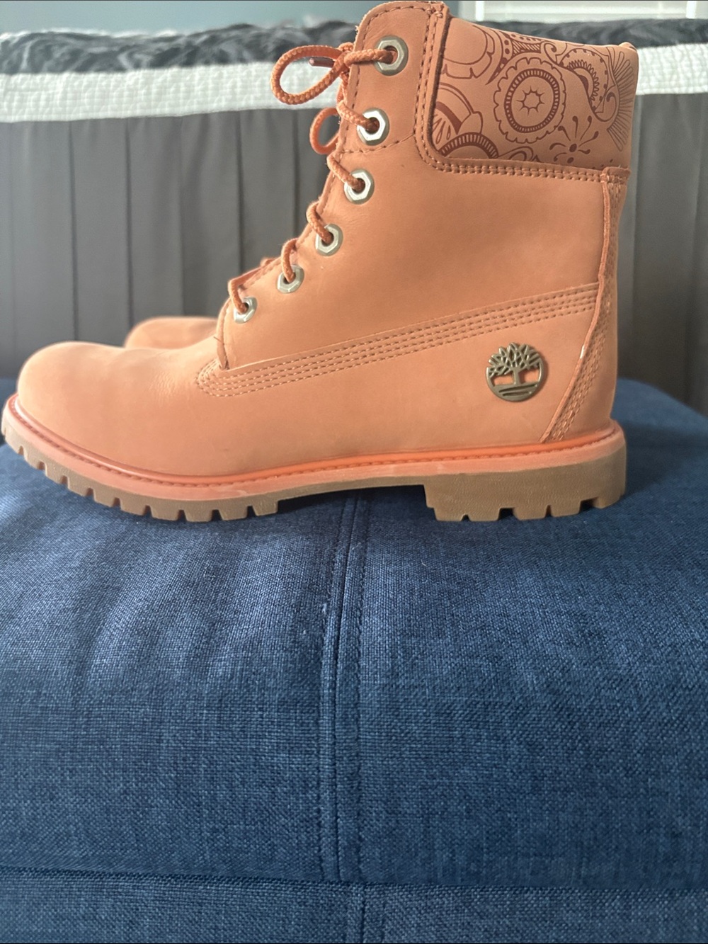 Timberland Women’s Orange Lace-Up Leather Boots with Embossed Collar